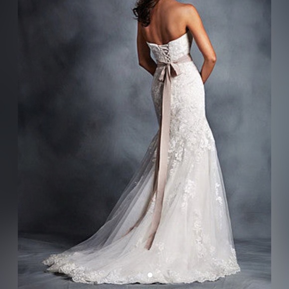 NWT Alfred Angelo 2506 Ivory Wedding Dress With Veil - Picture 2 of 16